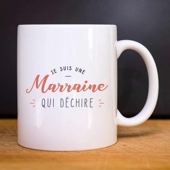 Mug Je suis une marraine qui déchire