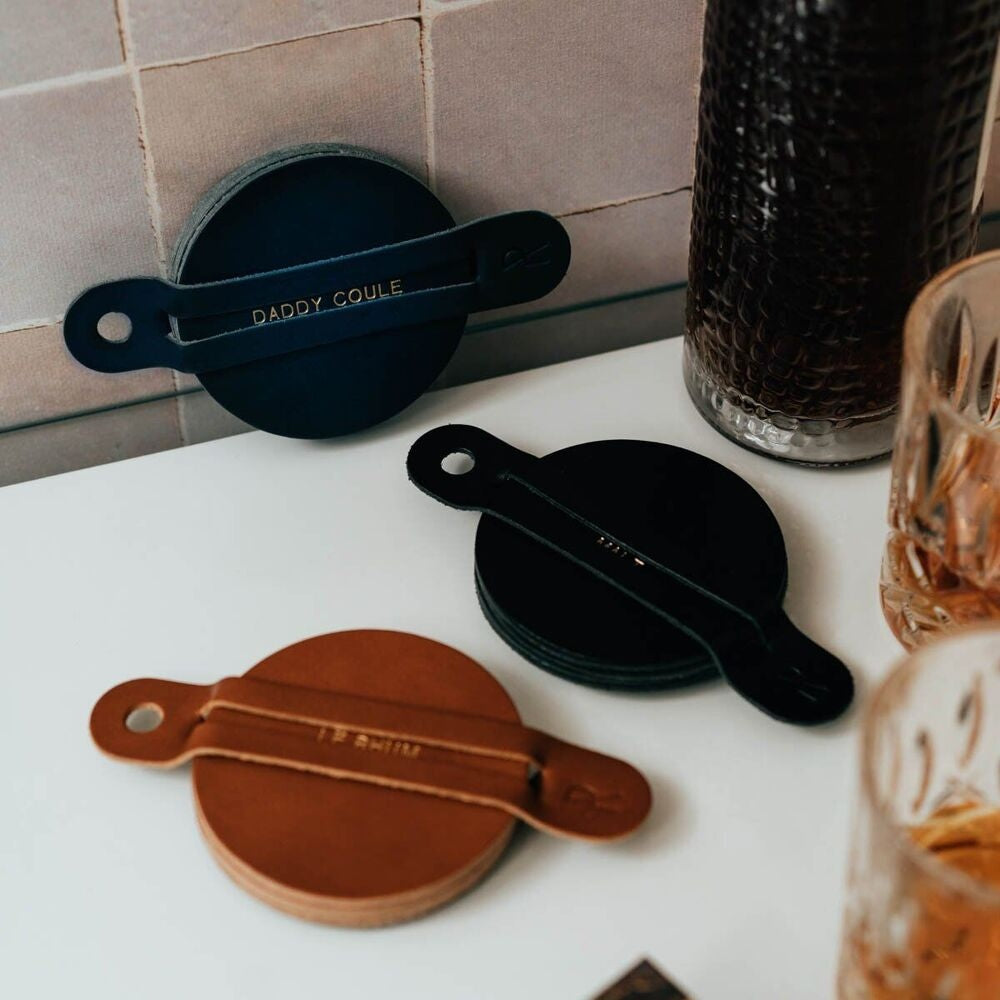 Dessous de verres en cuir