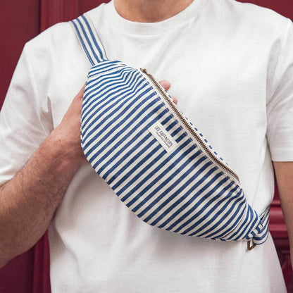 sac banane bleu et blanc